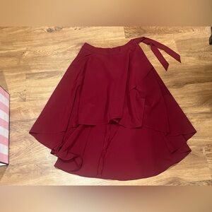 3/$15 Express High-Low Flouncy Wine/Bordeaux/Deep Red Skirt Size 4